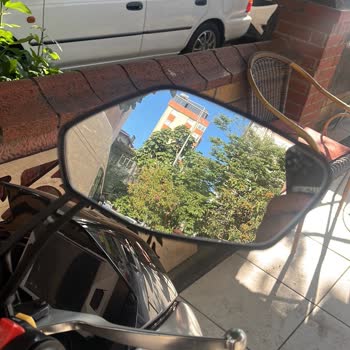 Yeni Alınan Motosiklette Aynalar Güvenliği Tehlikeye Atıyor