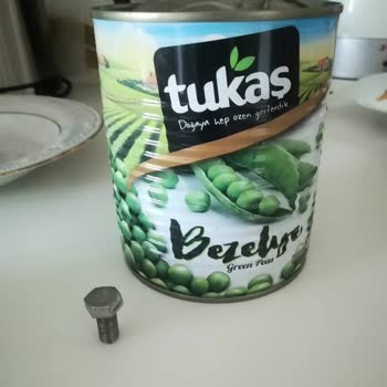 Konserve Bezelyeden Vida Çıkması Ve İlgisiz Yetkili Şikayeti