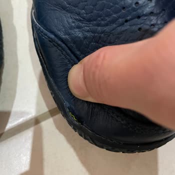 Kısa Sürede Bozulan Markalı Ayakkabılar Ve Sneaks Up'ın Sorun Çözmedeki İlgisizliği