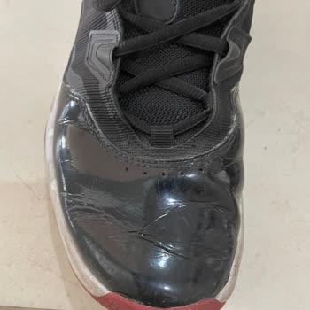 Kısa Sürede Bozulan Markalı Ayakkabılar Ve Sneaks Up'ın Sorun Çözmedeki İlgisizliği