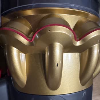 Dyson V15 Süpürgemde Sürekli Çalışma Ve Servisten Çizik Dönüş Sorunu