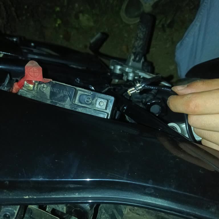 RKS Motor Yolda Giderken Akü Kutup Başı Koptu