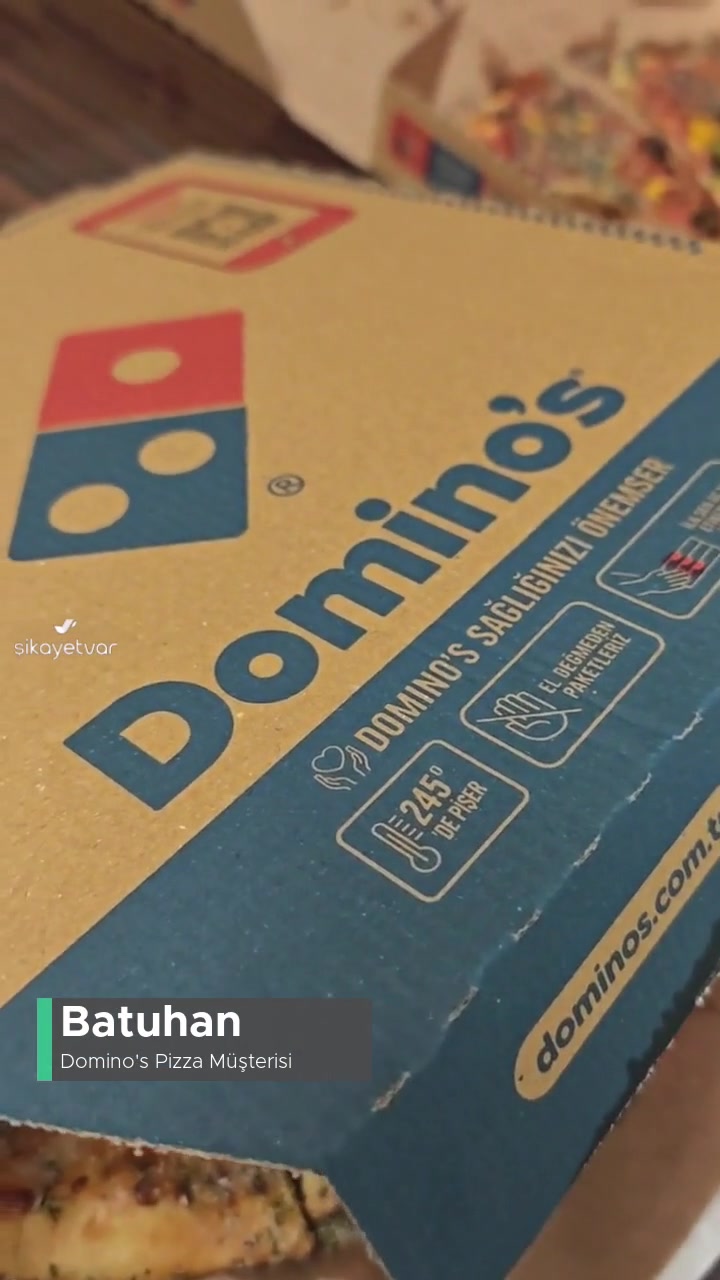 Domino's Pizza Sarımsak Kenar Yanıltmacası! videonun kapak resmi