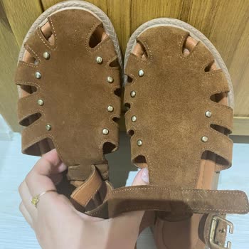 Kısa Sürede Deforme Olan Sandalet Ve Reddedilen Değişim Talebi