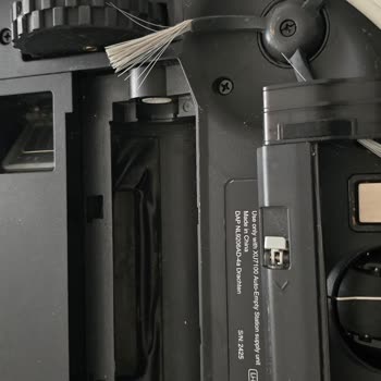 Philips Robot Süpürge Fırçası Kısa Sürede Yırtıldı, Garanti Kullanıcı Hatası Dedi