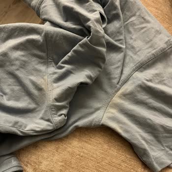 Yeni Aldığım Ürün Tişörtlerimde Renk Atmasına Sebep Oldu