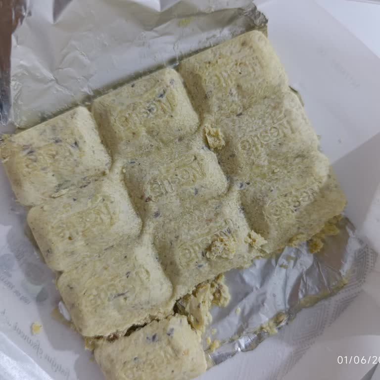 Aldığım Çikolatanın Tadı Ve Görünümü Beklentimin Altında Kaldı