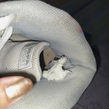 Kısa Sürede Deforme Olan Ayakkabıya FLO'dan Yetersiz Destek