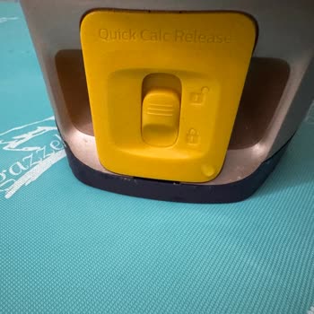 Philips Azur 8000 Ütüde Sürekli Su Damlatma Ve Servis İlgisizliği