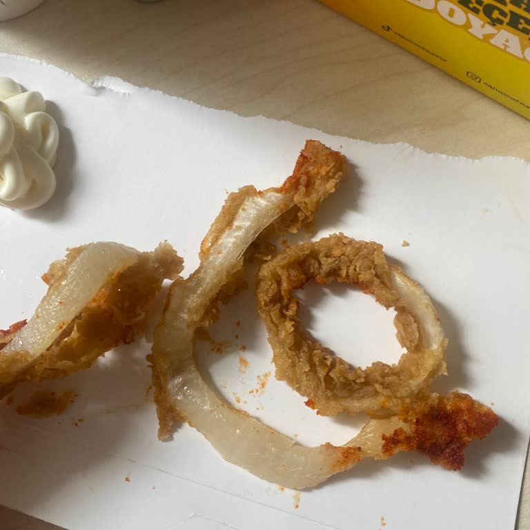 Ekstra Ücret Ödediğim Soğan Halkası Yerine Çiğ Soğan Ve İlgisiz Müşteri Hizmeti