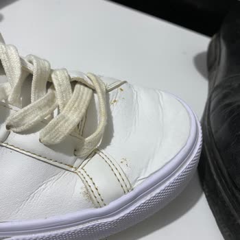 Lacoste Ayakkabıda Erken Çatlama Ve Koku Sorunu: İade Talebim Var