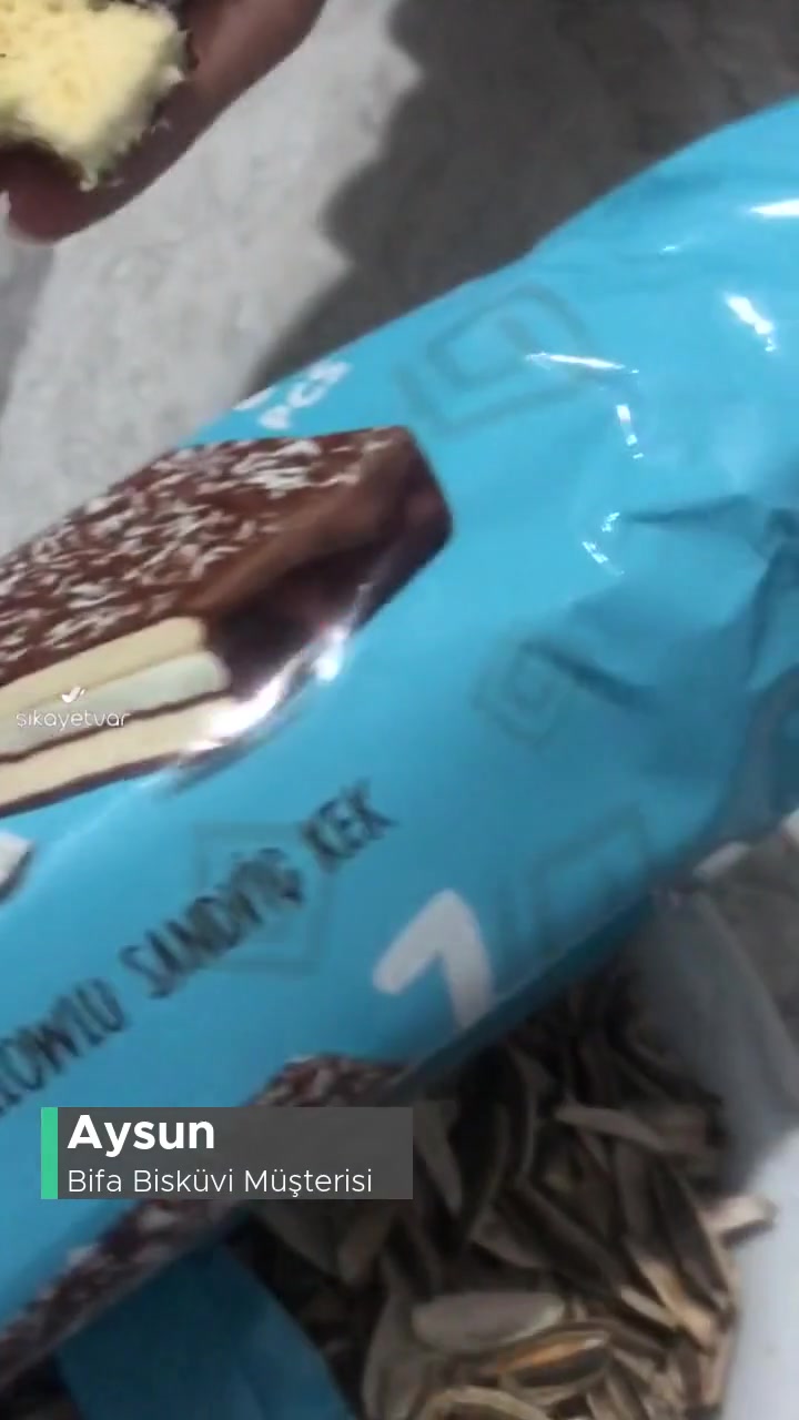 Bifa Bisküvi Daha Dolu Yapmayı Deneyin Abi Para Veriyoruz Kolay Kazanılmıyor! videonun kapak resmi