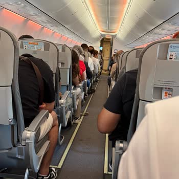 Sunexpress Uçağı Gecikmesiyle Hayal Kırıklığı