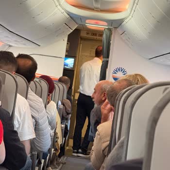 Sunexpress Uçağı Gecikmesiyle Hayal Kırıklığı