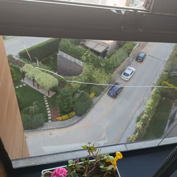 Montajda Camlarım Çatladı, Firma Sorumluluk Almadı!