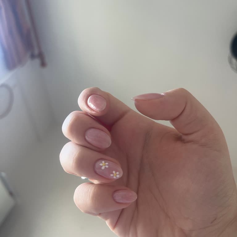 Kalıcı Oje Sonrası Tırnaklarım Zarar Gördü