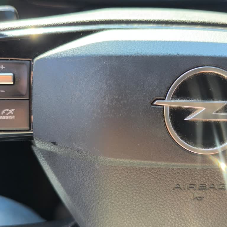 Sıfır Araçta Direksiyon Airbag Soyulması Ve Servis İlgisizliği