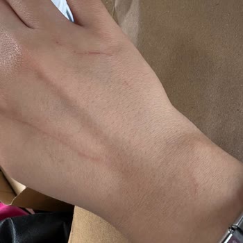 Mağaza Personelinin Saygısız Ve Saldırgan Davranışı