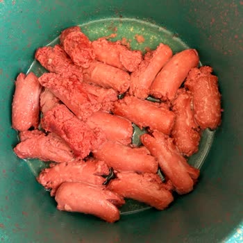 Migros'tan Alınan Sosisin Bozuk Çıkması Ve İade Sorunu