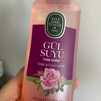 Eyüp Sabri Tuncer Gülsuyu Yüzümde Tahrişe Ve Kızarıklığa Sebep Oldu