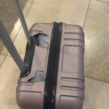 Sunexpress zerstörte meinen Koffer nur 1200₺ Entschädigung für 5200₺ Schaden!