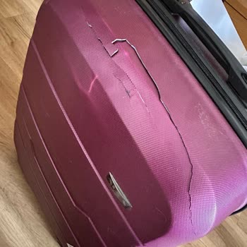 Mein Koffer wurde bei Anadolu Jet auf dem Flug nach Zypern beschädigt