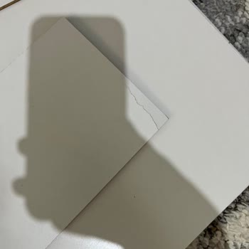 Kırık Gelen Dolap Parçaları Ve İlgisiz Müşteri Hizmeti Mağduriyeti