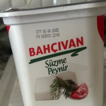 Küflü Peynir Ve Yetersiz Müşteri Hizmeti