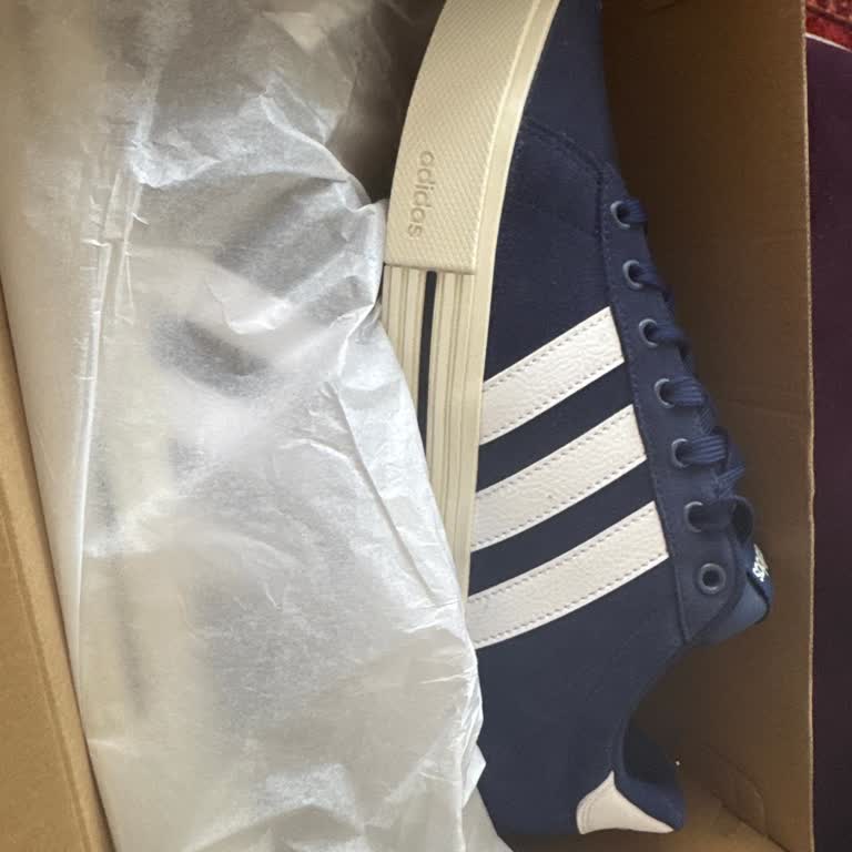 Yanlış Ayakkabı Gönderimi Ve Geciken Çözüm Talebi