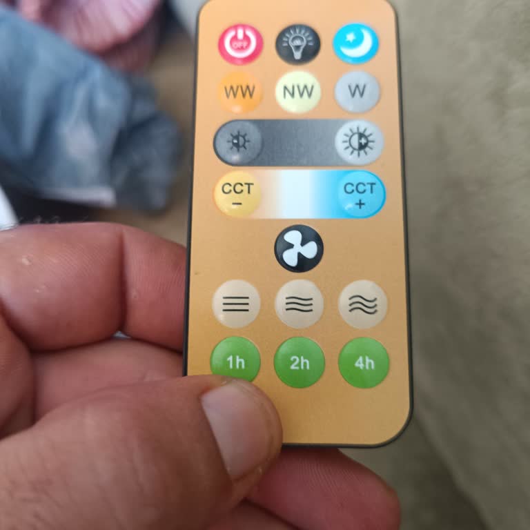 Fest Danışmanlık Ve Depolama Gönderilen LED Lamba Kumandası Çalışmıyor