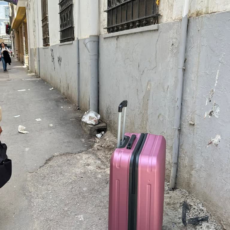 Booking.com gefährdet mich, Hotel Suisse in Tunis nicht sicher für Alleinreisende!