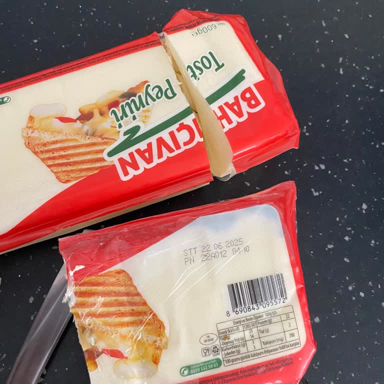 Bahçıvan Tost Peynirinde Kötü Koku Ve Tat Deneyimi