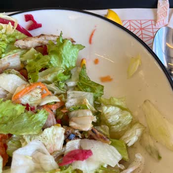 Metro Garden AVM Salata Kumpir'de Kaba Davranış Ve Kötü Müşteri Deneyimi