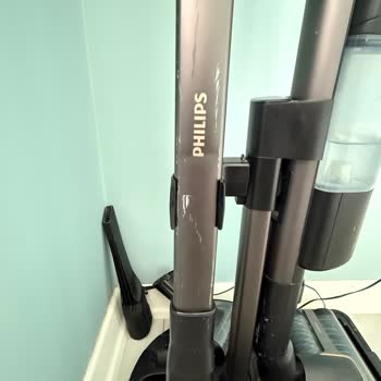 Philips Aqua Trio 9000 Süpürgede Çekim Gücü Ve Parça Sorunları, Garanti Kapsamı Dışında Bırakıldı