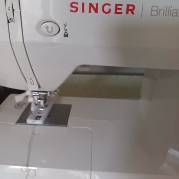 Singer Brilliance 6180 Breaks the Needle While Buttonholing