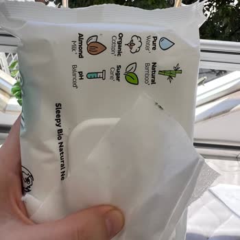 Islak Mendilden Çıkan Siyah Küf Benzeri Maddeler Bebeğimin Sağlığını Tehdit Ediyor