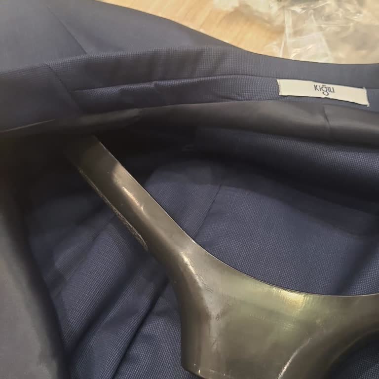 Defolu Takım Elbise Ve Yetersiz Çözüm Süreci Mağduriyeti