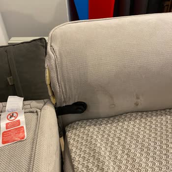 Koltuk Takımında Kurulum Hatası Nedeniyle Yırtılma Ve Müşteri Hizmetlerine Ulaşamama