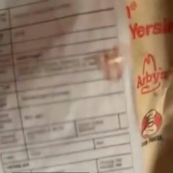 Yemeksepeti Parayı Alıyor, Yerine Kupon Veriyor!