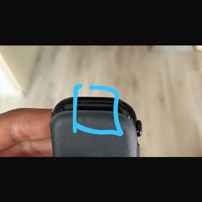 Apple Watch Hediyesinde Kutudan Çıkan Defolu Ürün Ve İlgisiz Destek