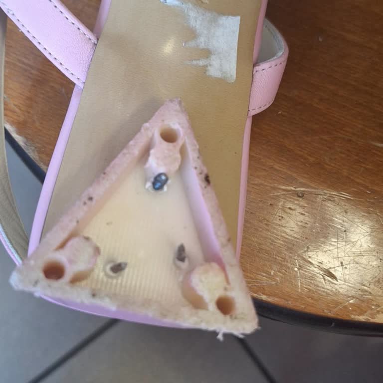 Trendyol İlvi Satıcısının Kalitesiz Ayakkabıları!