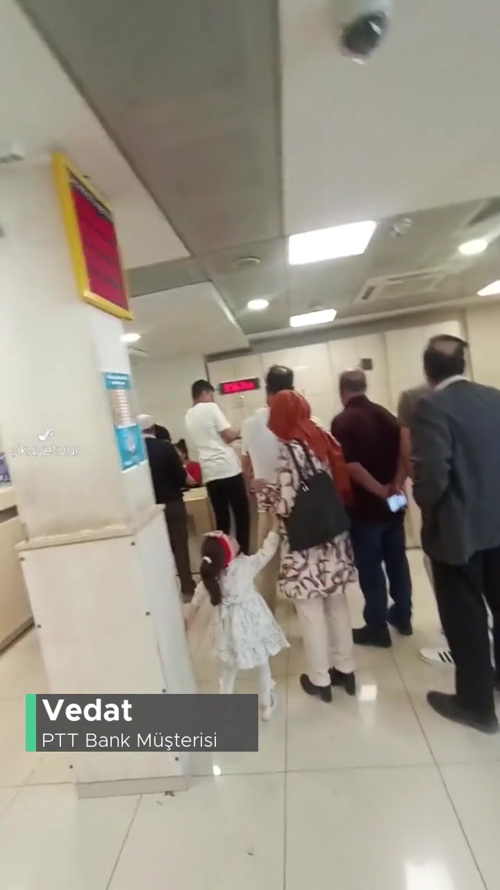 PTT Bank Yetersiz Personel Ve Hizmet! videonun kapak resmi