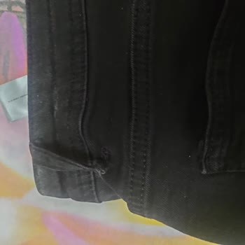 İlk Kullanımda Yırtılan Pantolon Ve Yetersiz Müşteri Desteği