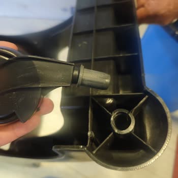 Avansas Kırık Ürün Gönderimi Ve Yetersiz Müşteri Hizmeti