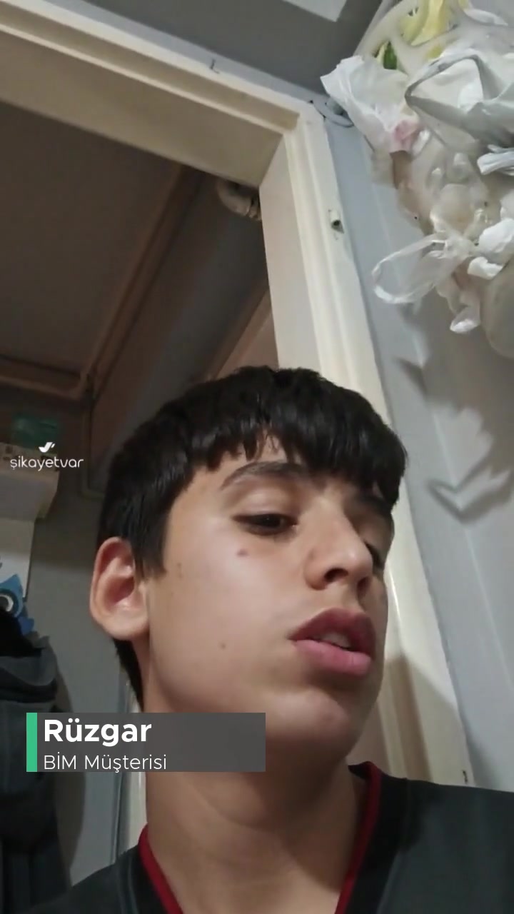 BİM Muz Kötü Olmuş videonun kapak resmi