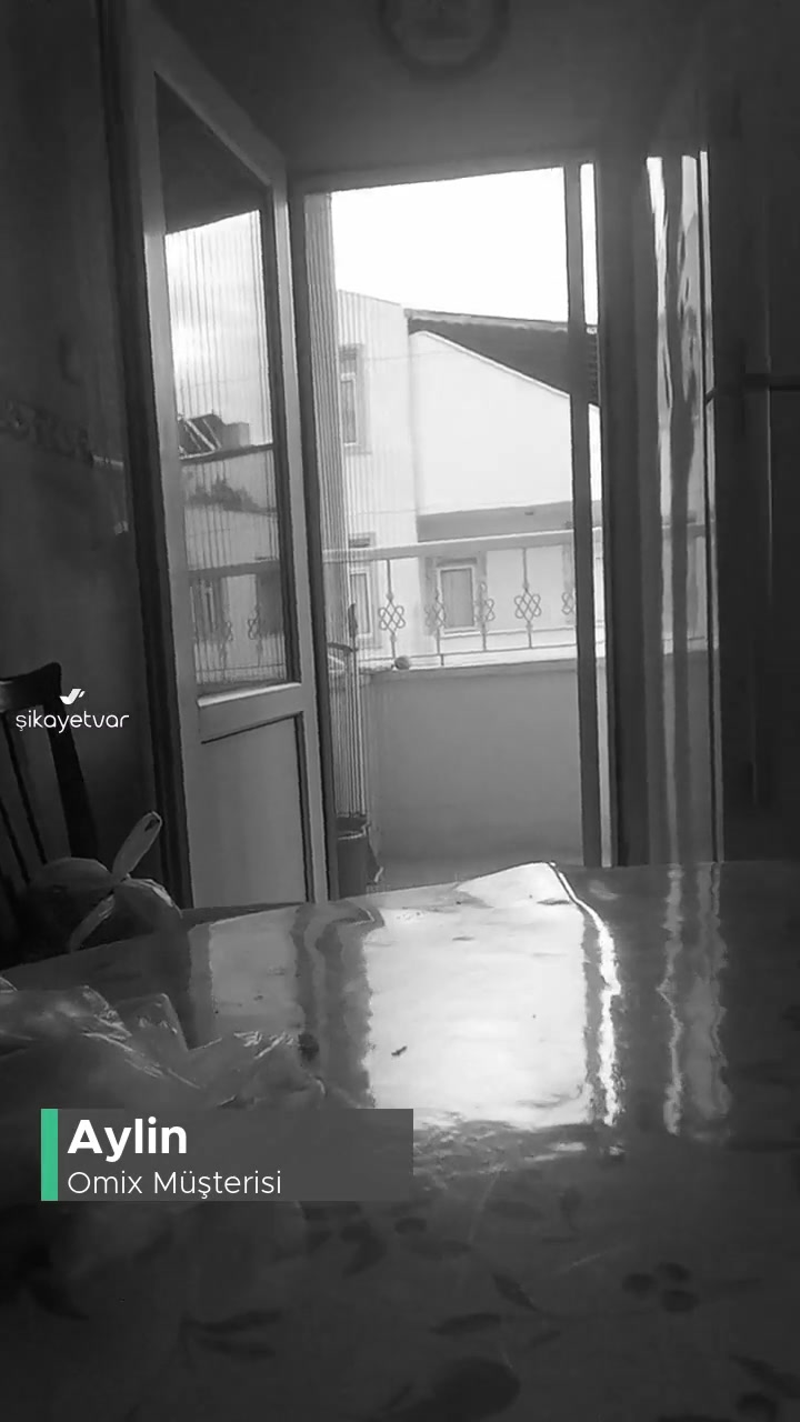 Omix Ters Ve Renksiz Kamera videonun kapak resmi