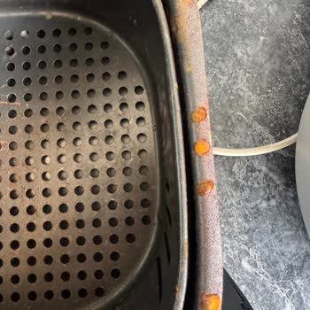 Garanti Biter Bitmez Paslanan Air Fryer Tavası Mağduriyeti