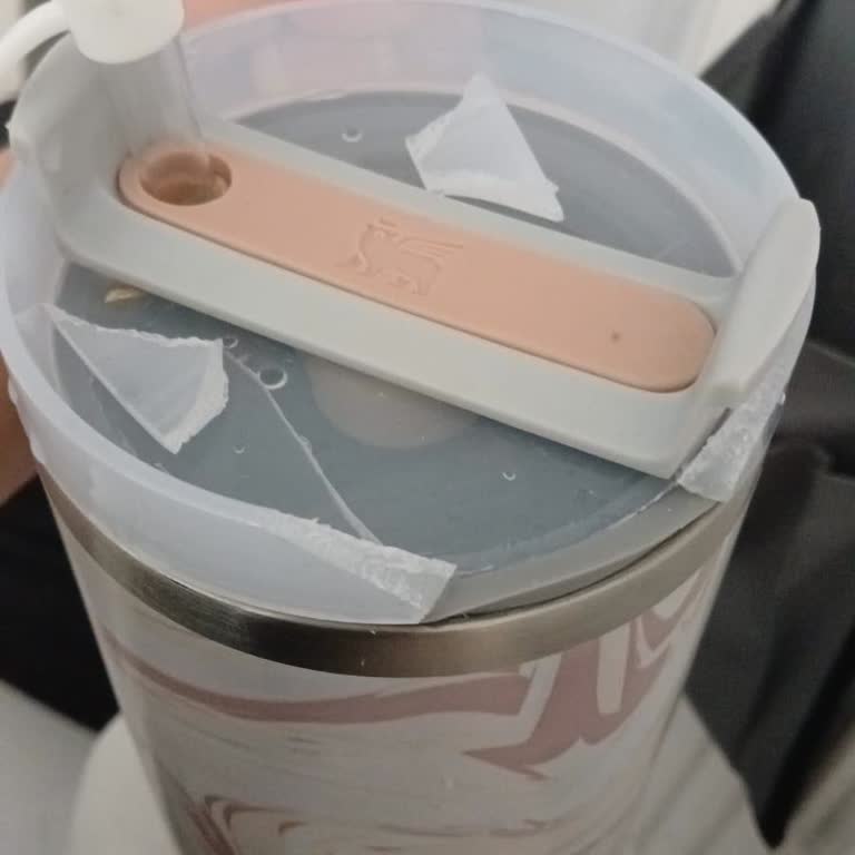 Stanley Termosun Kapağı Kolayca Kırıldı, Garanti Kapsamı Dışında Kaldı!