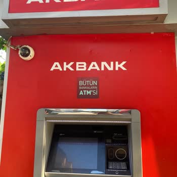 Papara ATM Para Yüklerken Kartım ve Param Yutuldu, İade Süreci Belirsiz