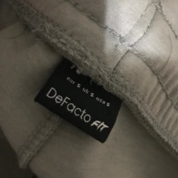 DeFacto Eşofman Ve Gömleklerde İlk Giyimde Tüylenme Sorunu